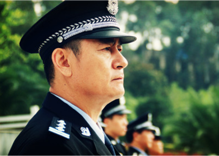 明星演的警察那么多,你最喜欢哪一个(图文版)?_腾讯新闻
