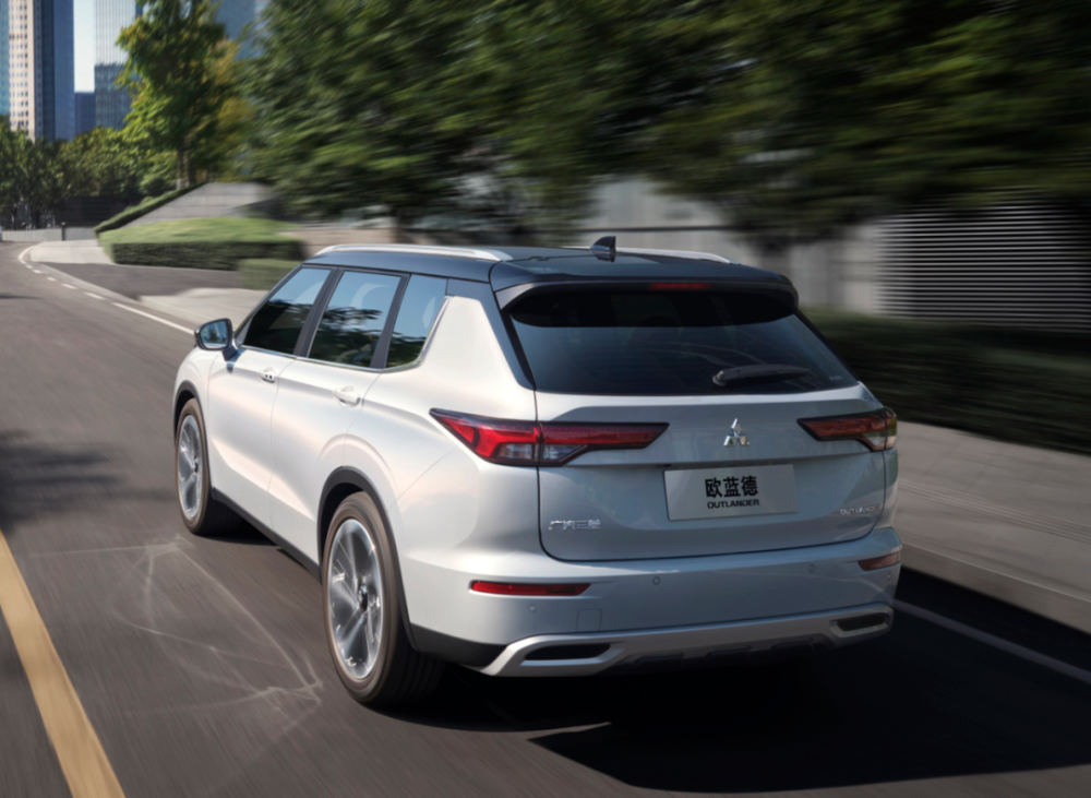 搭载s-awc四驱,能公路能越野,全新欧蓝德还是那么有趣好开_腾讯新闻