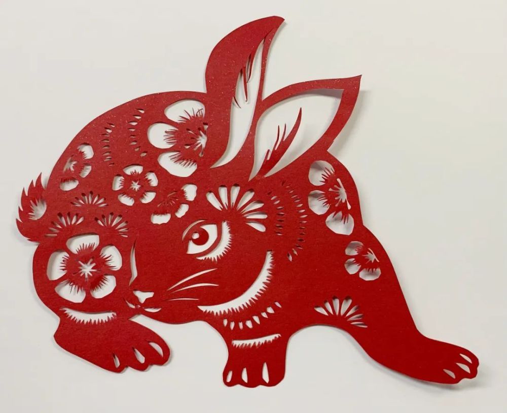 生肖刻纸是纸上的传统年味丨老手艺暖了冬季新春走基层