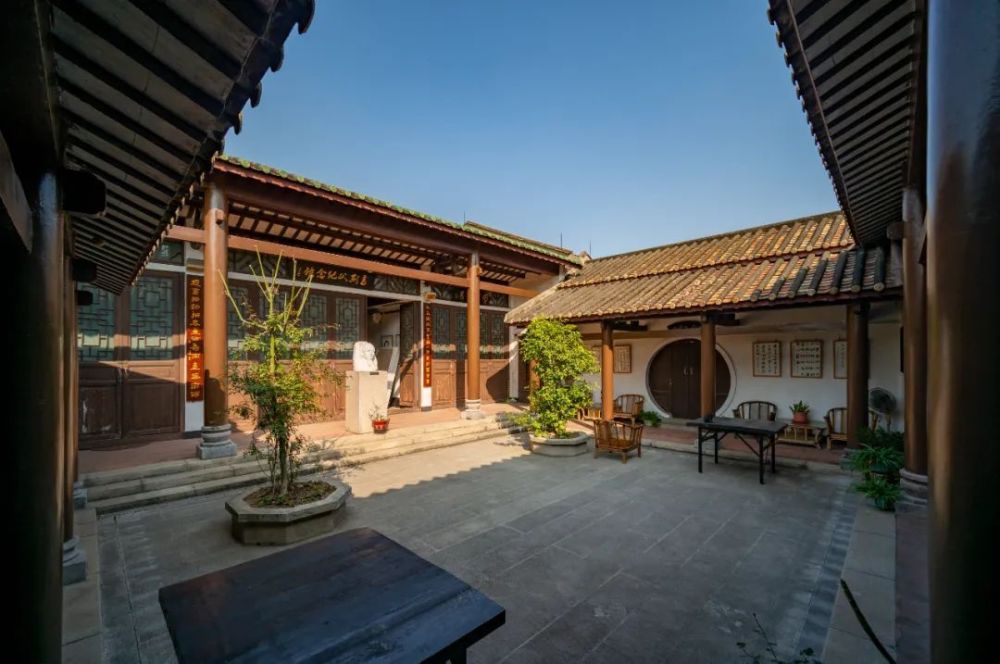 揭秘广州高空四合院,推窗看见镇海楼_腾讯新闻