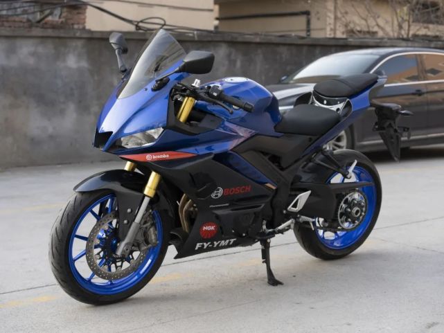 走r3的路,还有国产特色