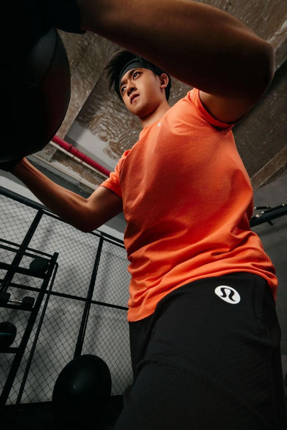 lululemon新年第一签为什么是周冠宇