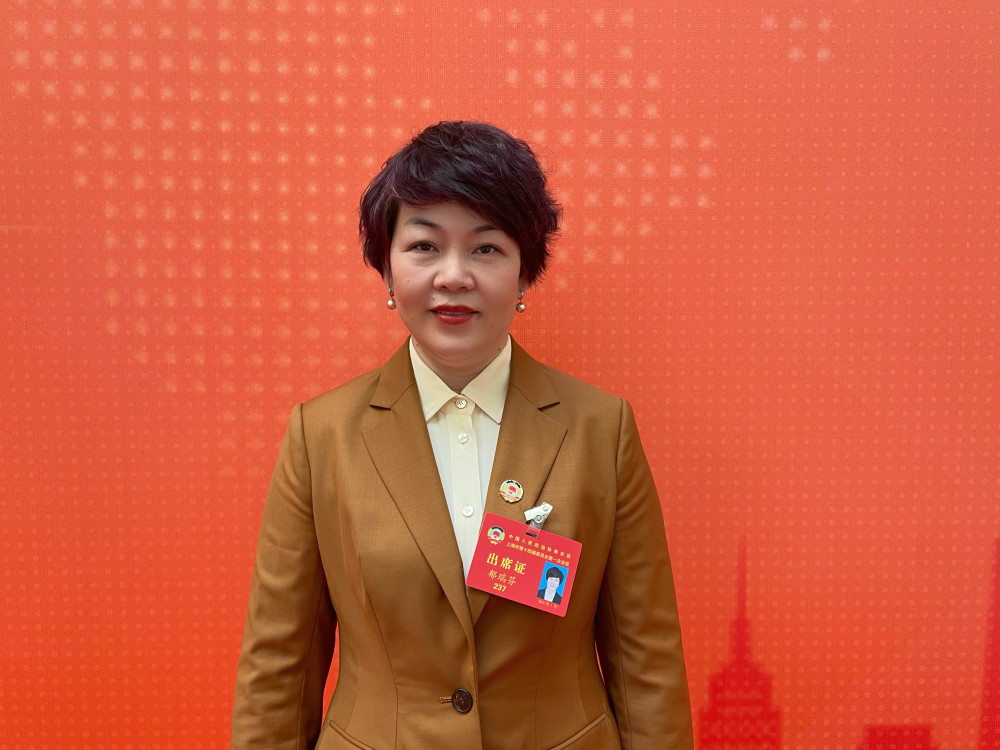 上海市政协委员,上海来伊份股份有限公司联合创始人,总裁郁瑞芬在上海