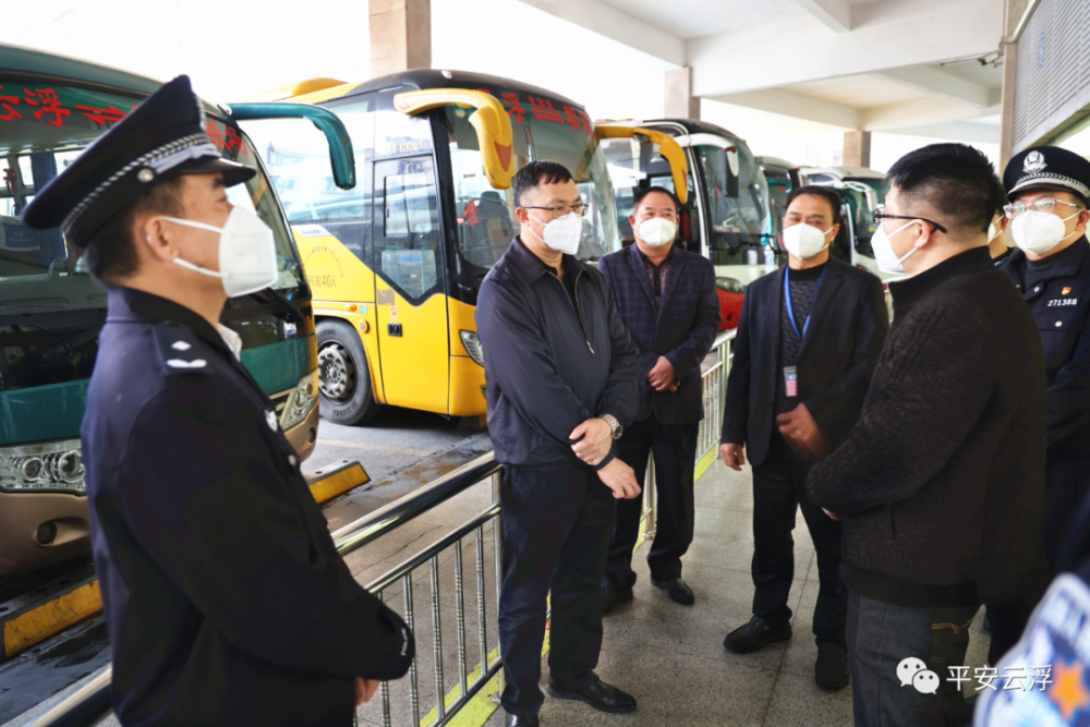 谢超武同志深入一线督导检查春运道路交通安全工作
