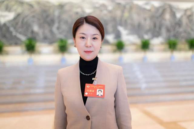 提案故事|67刘洁委员:保障女性平等就业权 助力生育政策有效落实