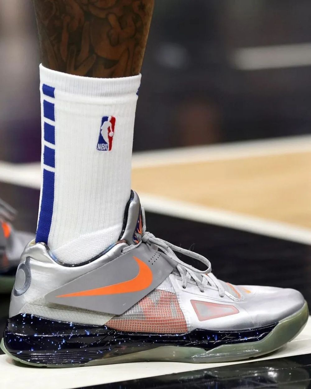 道 10德安吉洛·拉塞尔air jordan 37 low pe "deuce"杰森·塔图姆李