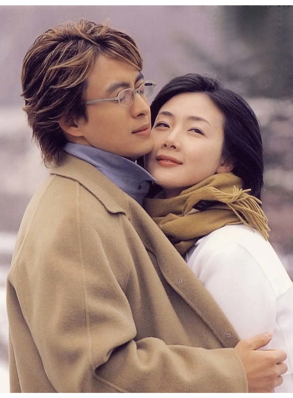 2002年,一部由崔智友,裴勇俊等人主演的爱情电视剧《冬日恋歌》在kbs
