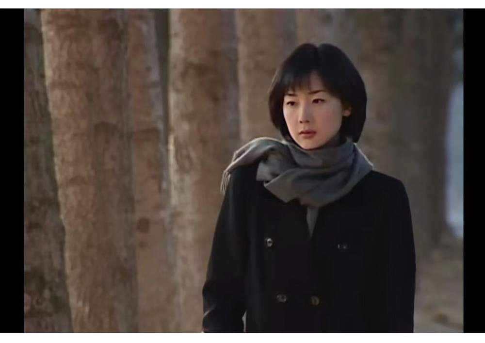 寒潮来袭怎么穿更温暖又时髦跟着冬日恋歌学穿搭温暖又高级