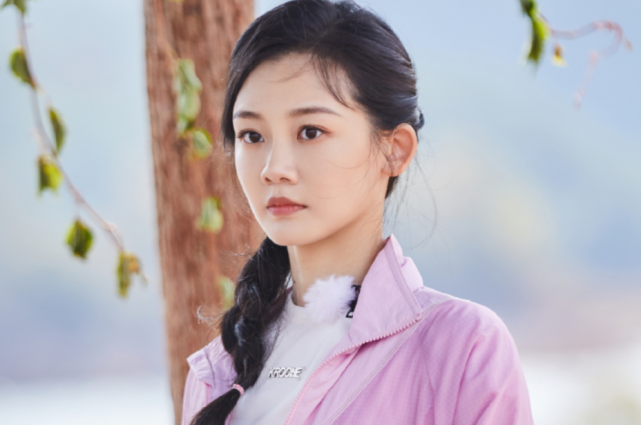 苗苗主动问郑恺前女友程晓玥被指态度强势郑恺的表情引起争议