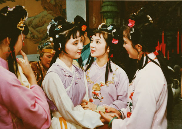 林黛玉进贾府时有哪些容易被忽略的细节