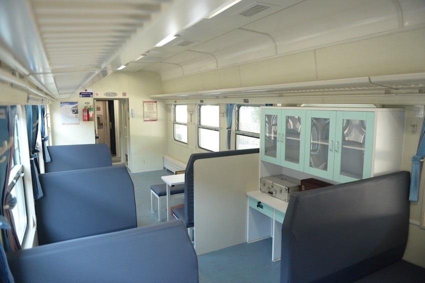 "彝乡情"上线 穿行大凉山的"慢火车"升级啦_腾讯新闻