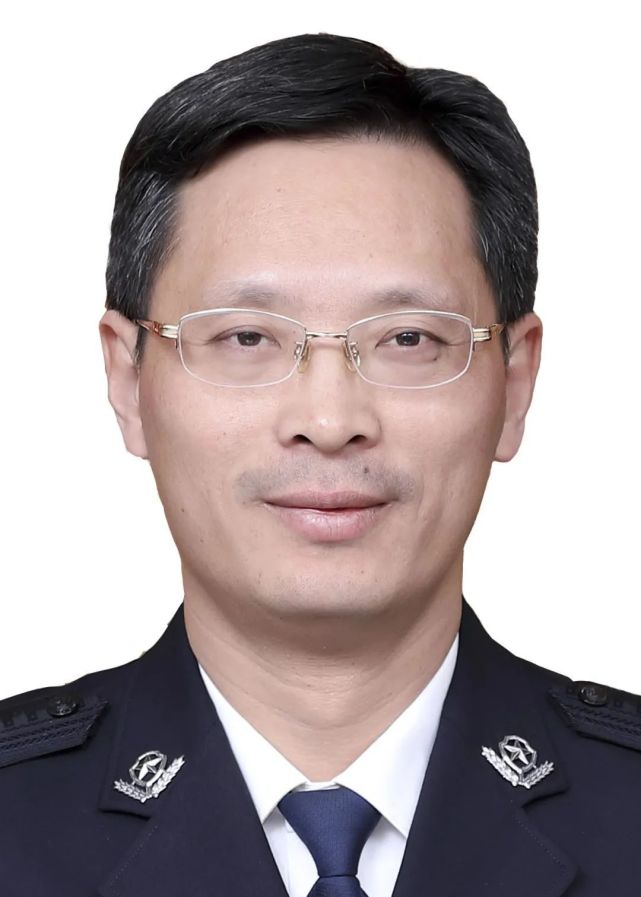 张宏亮《法治日报》发文:践行"三个出来"提升公安核心战斗力