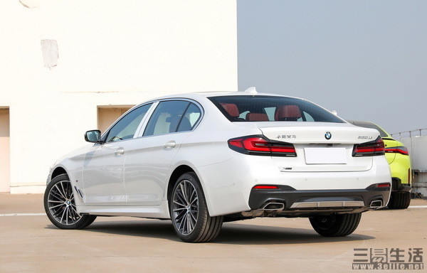 47195519万元2023款宝马5系530li正式上市