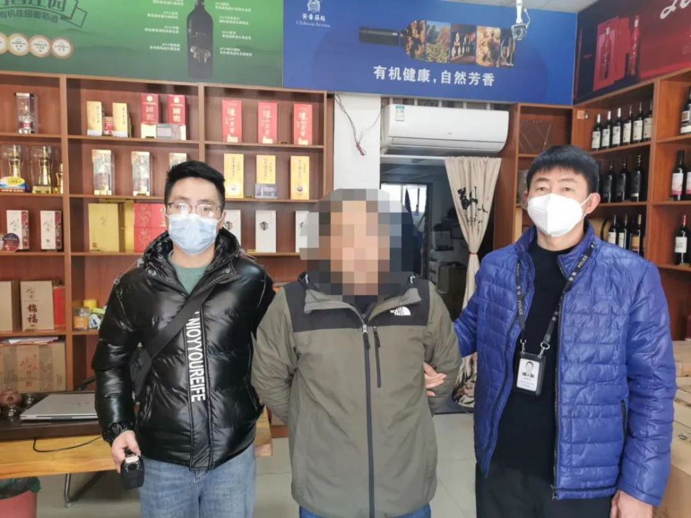 目前,犯罪嫌疑人王某等3人涉嫌生产,销售伪劣产品罪被长兴公安依法