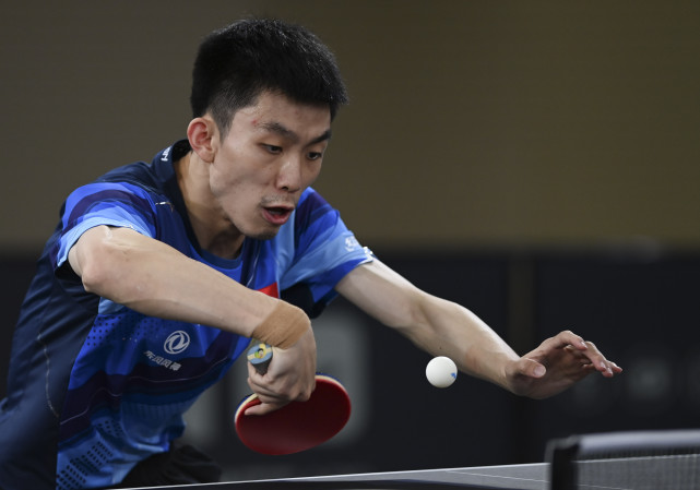 (体育)乒乓球——wtt多哈挑战赛:周恺预赛晋级