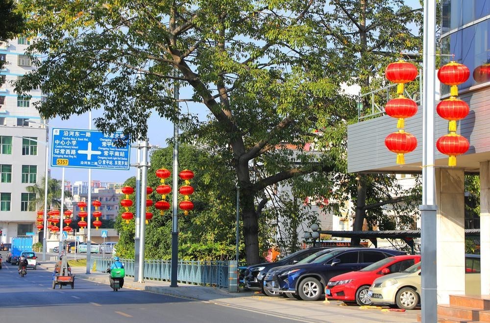 目前,在常平大道,新城大道,振兴路,中元街,沿河东二路,沿河东三路