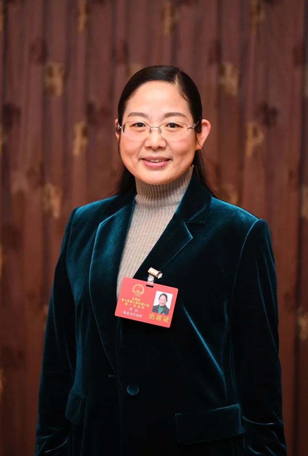 李红安徽省第十四届人大代表淮北市青少年宫群众文化副研究馆员,民革