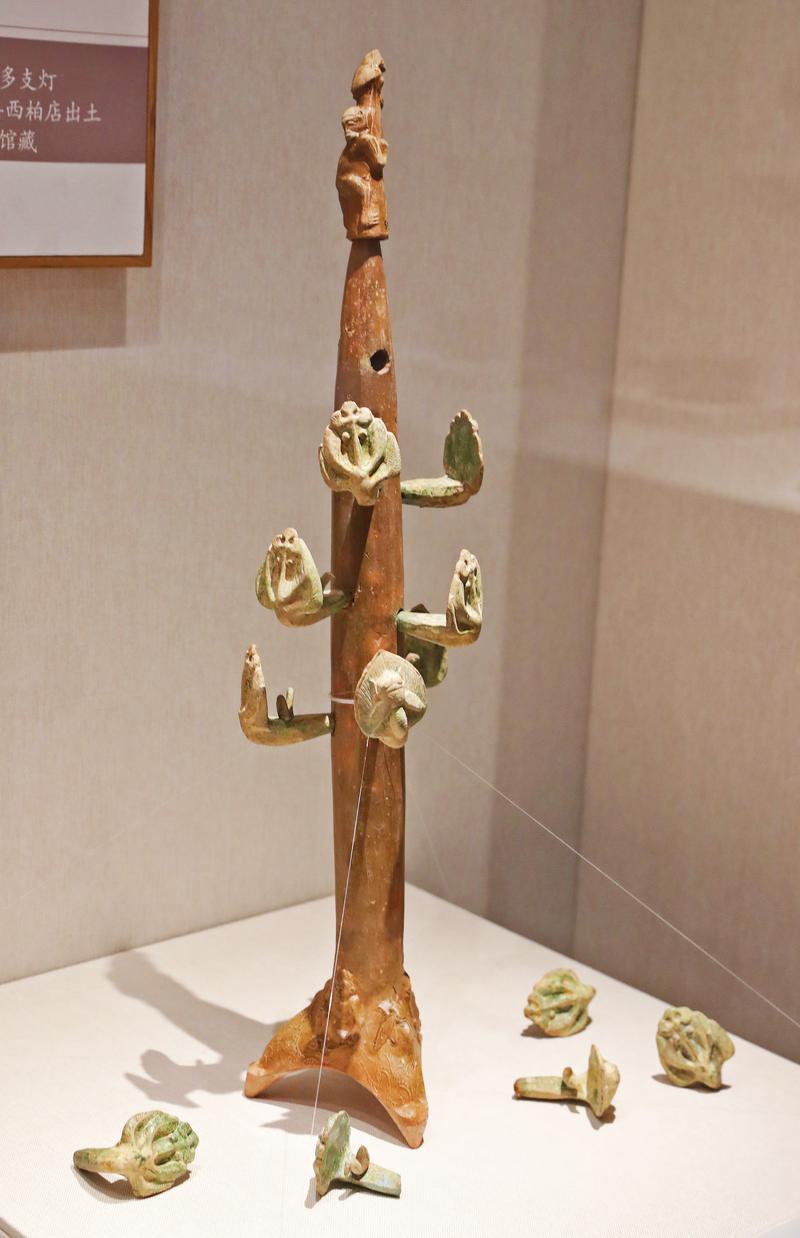 观文脉近观深圳国宝褐绿釉陶桃都树扎根于志怪小说中