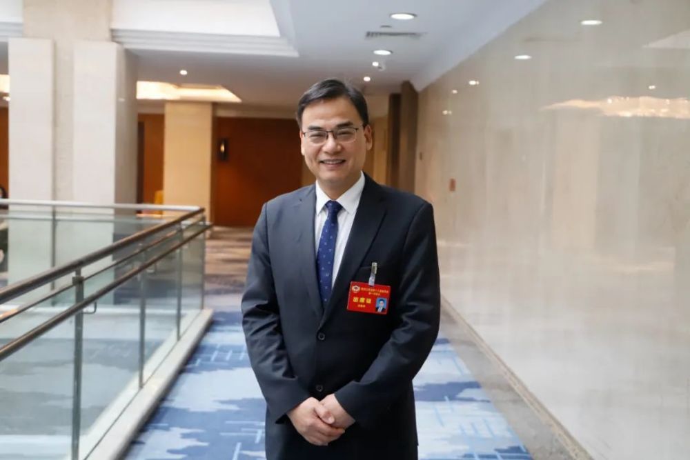 常州市第二人民医院院长汤黎明出席江苏省政协十三届一次会议_腾讯