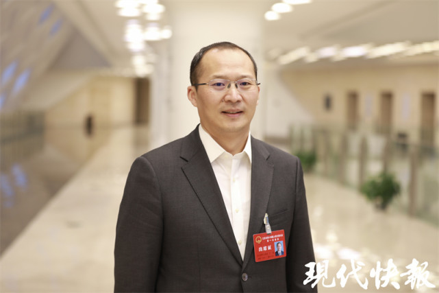 “乙类乙管”后如何管？江苏省人大代表丁强：抓好老年人和患基础性疾病群体的医疗救治_腾讯新闻