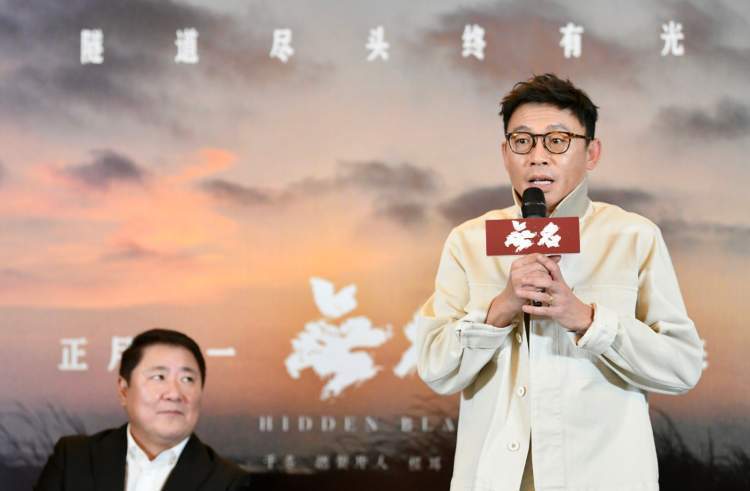 春节档电影无名主创回拍摄地上海导演程耳我对上海有一种个人情意