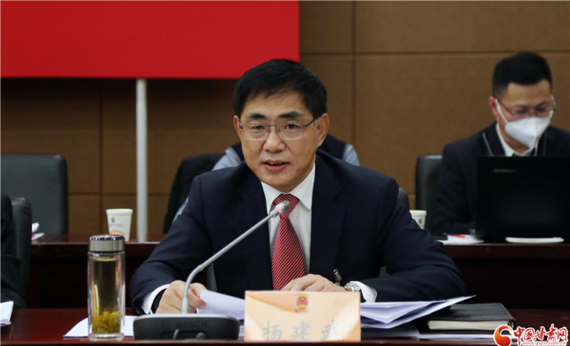 【聚焦2023甘肃两会】省人大代表杨建武：发挥白银市矿产资源特点 化资源优势为发展优势_腾讯新闻