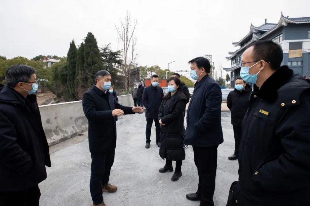 市委常委,常务副市长董庭,市委常委,副市长徐保成,副市长徐祎霞参加