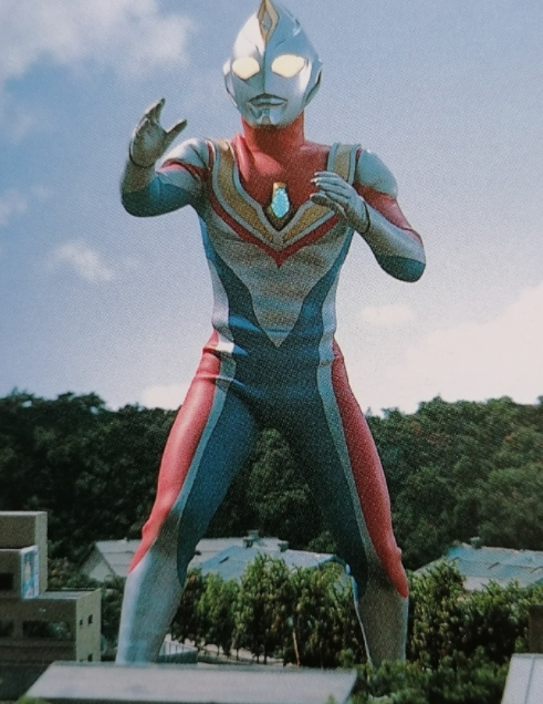 戴拿奥特曼7版皮套演员身材对比事实证明权藤叔和二叔无法超越