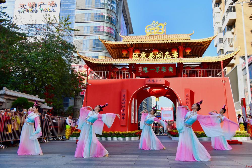 越秀西湖花市正式启动-腾讯新闻