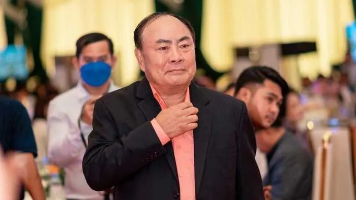 柬埔寨银行界的8名大亨在柬均是大人物