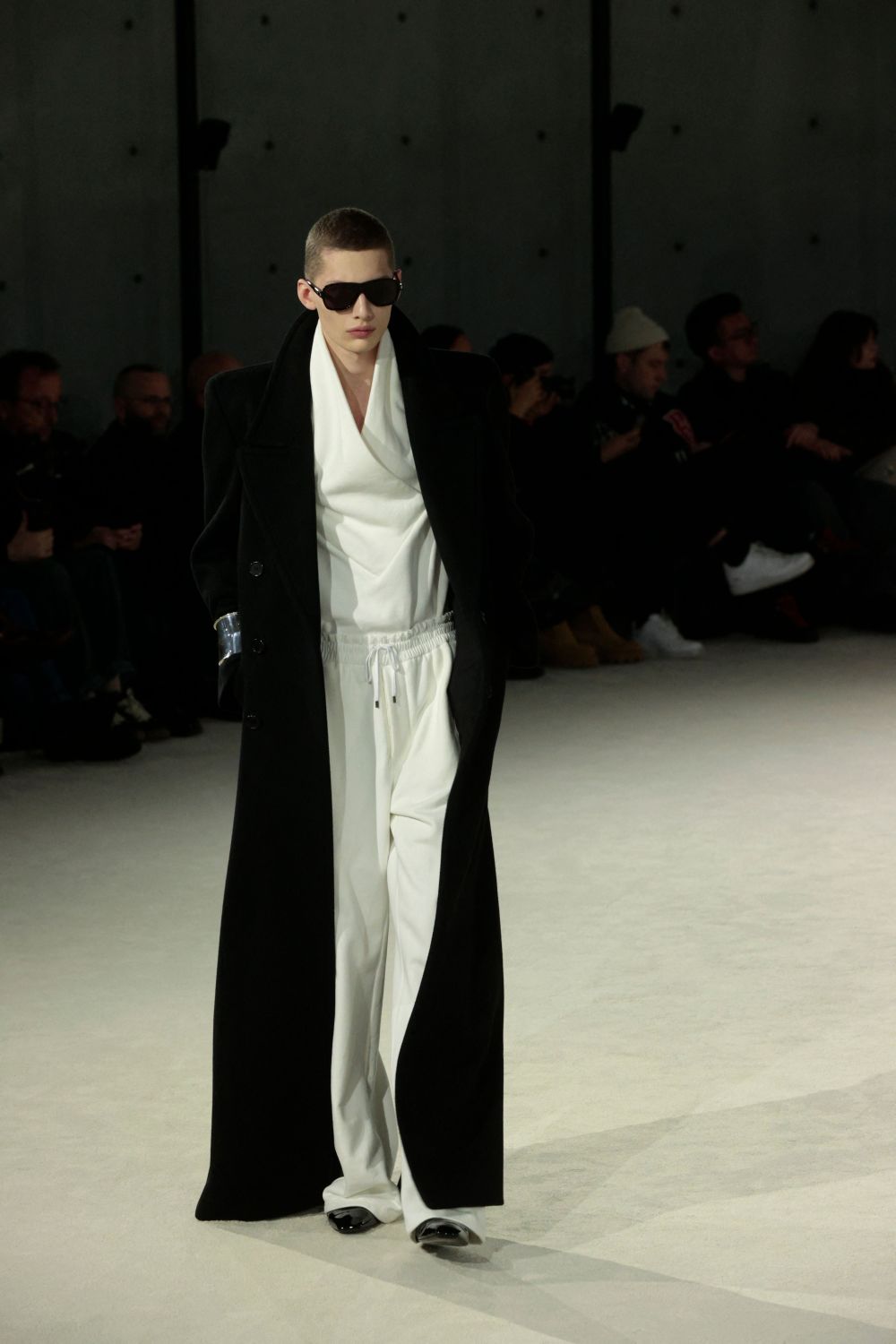 巴黎男装周——圣罗兰品牌时装秀