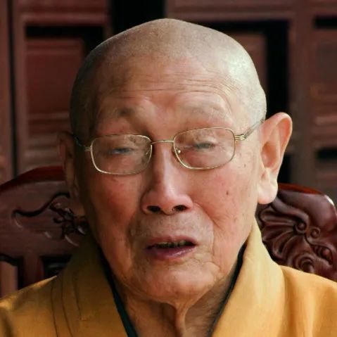 原苏州灵岩山寺方丈释明学这五条规约是民国十五年开始订的,我们一直