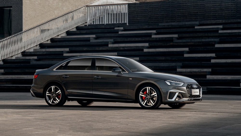 35万左右想买豪华中型车宝马3系对比奥迪a4l一文看懂怎么选