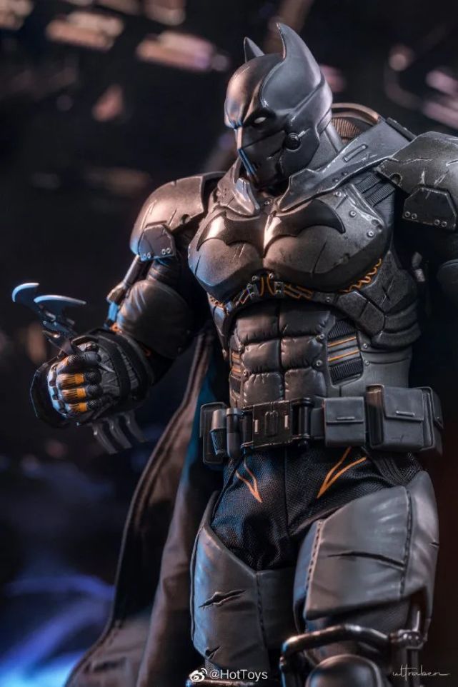 ht《阿卡姆起源》热能装甲蝙蝠侠出货了!