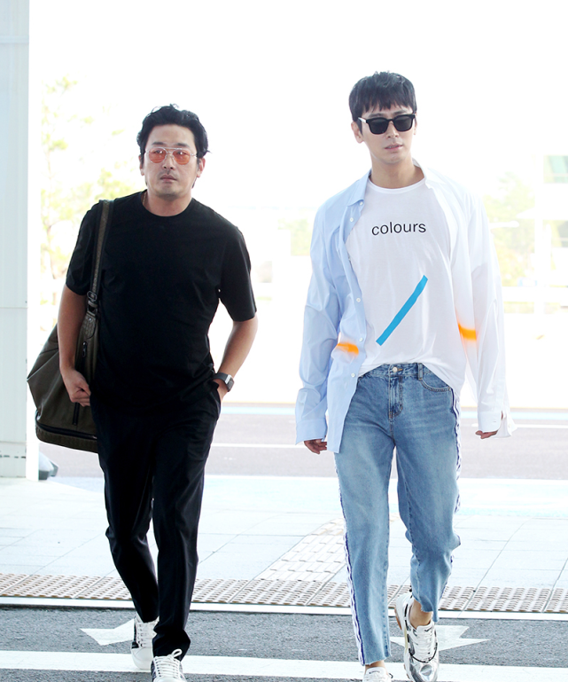 韩影帝河正宇与朱智勋合体演综艺引争议,韩网友:瘾君子合流!