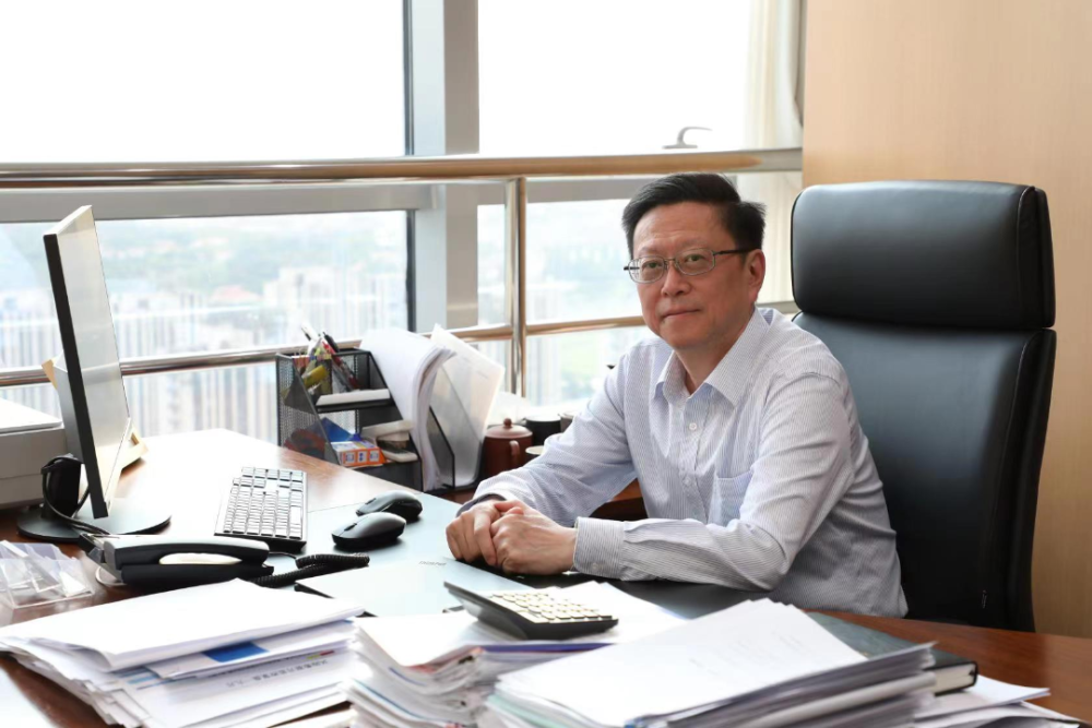 一起来了解一下这五位荣获昆山之友"并蒂莲奖"万伊文,林哲莹,刘泽峰
