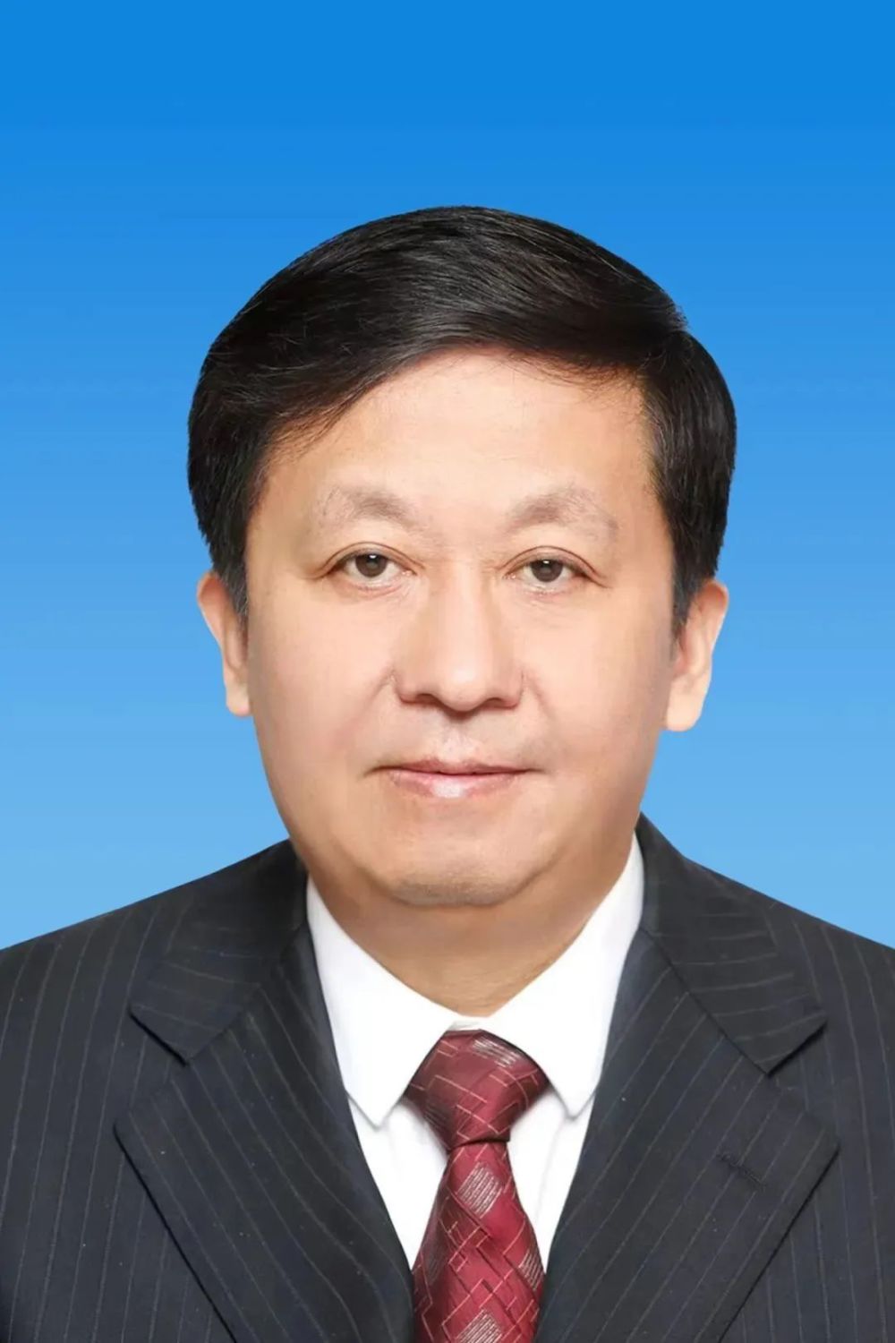 李国强,男,汉族,1967年9月生,吉林省农安县人,研究生学历,经济学博士.