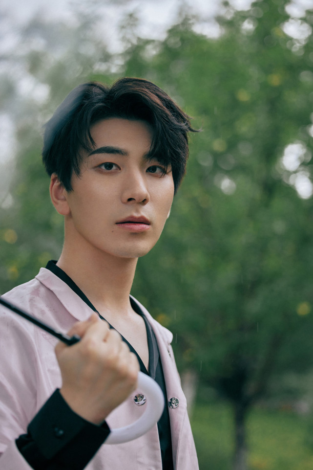 走近舞台一线实力派蔡程昱行遍这江海唱响大美中华