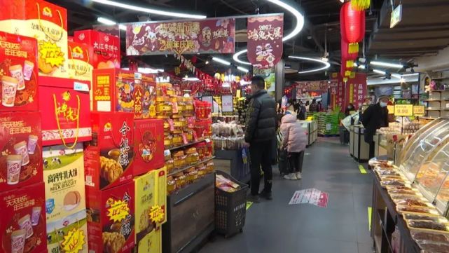 永善:年味浓 市民置办年货忙