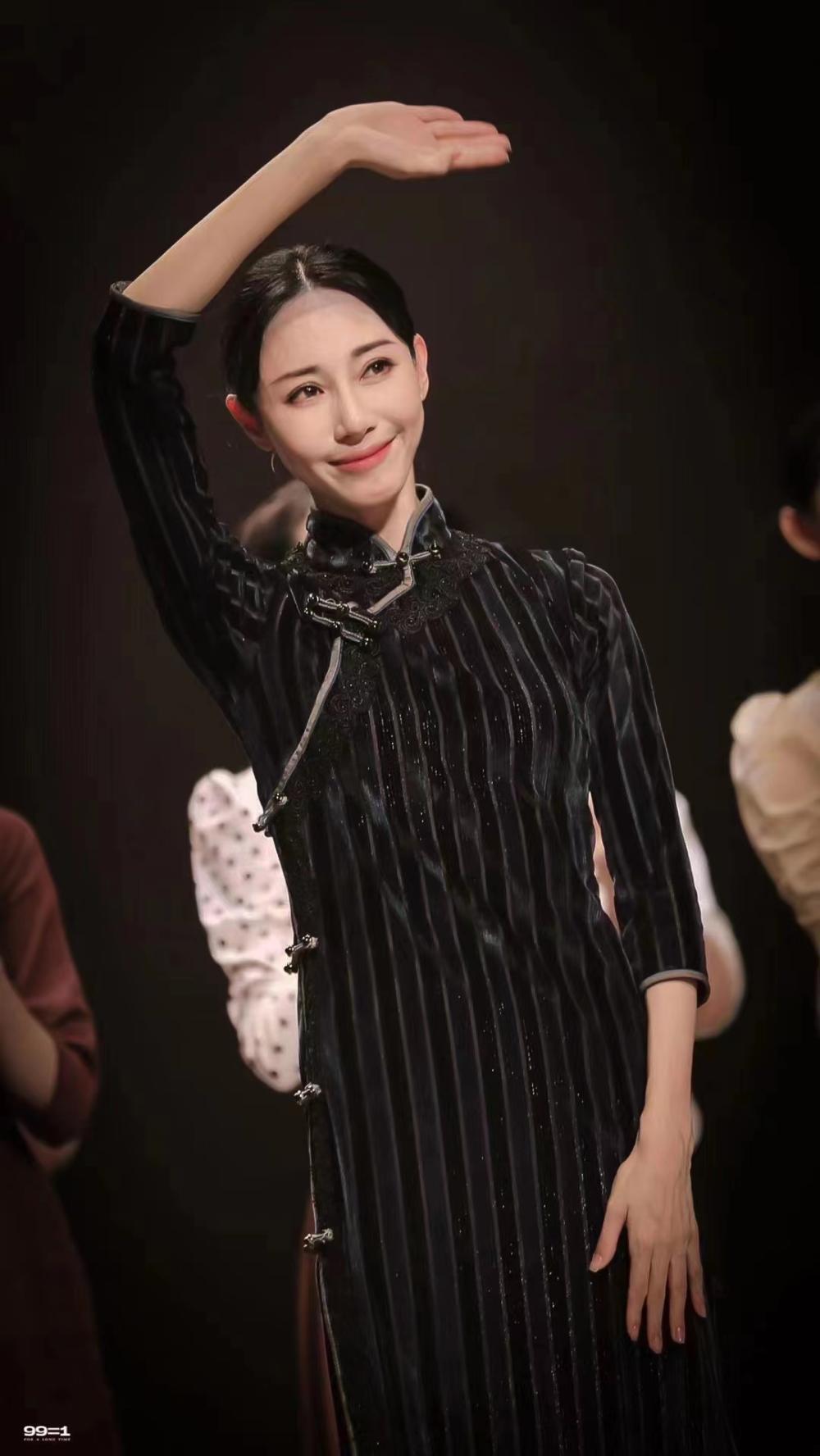 浪姐朱洁静即将第三次上春晚化身江南女子带观众回到家门口那座桥