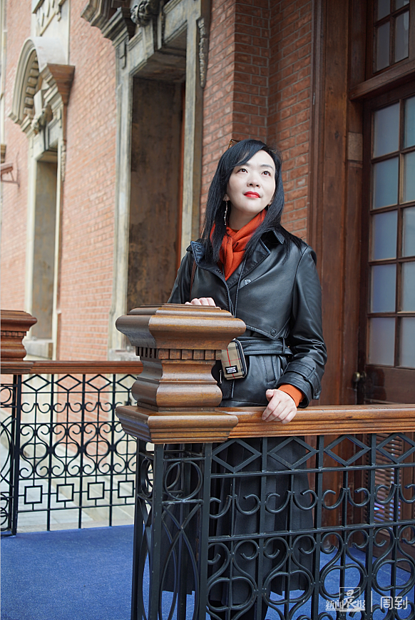 晨报拍大片|上海女作家春节前夕逛张园,感受一种审美,抒情与乡愁_腾讯