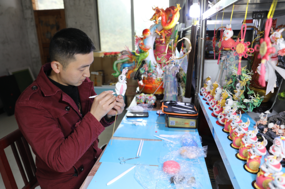【网络中国节·春节】绥阳:面塑手艺人 "塑"出指尖上浓浓"中国年"