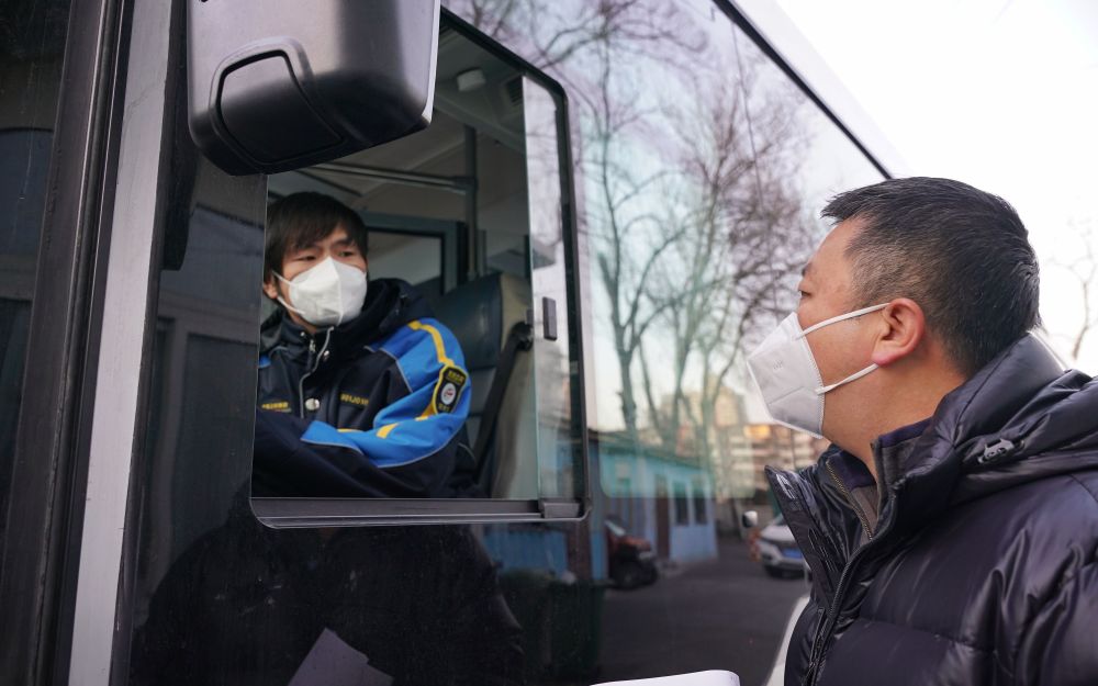 这些北京公交司机在方向盘上迎接农历新年_腾讯新闻