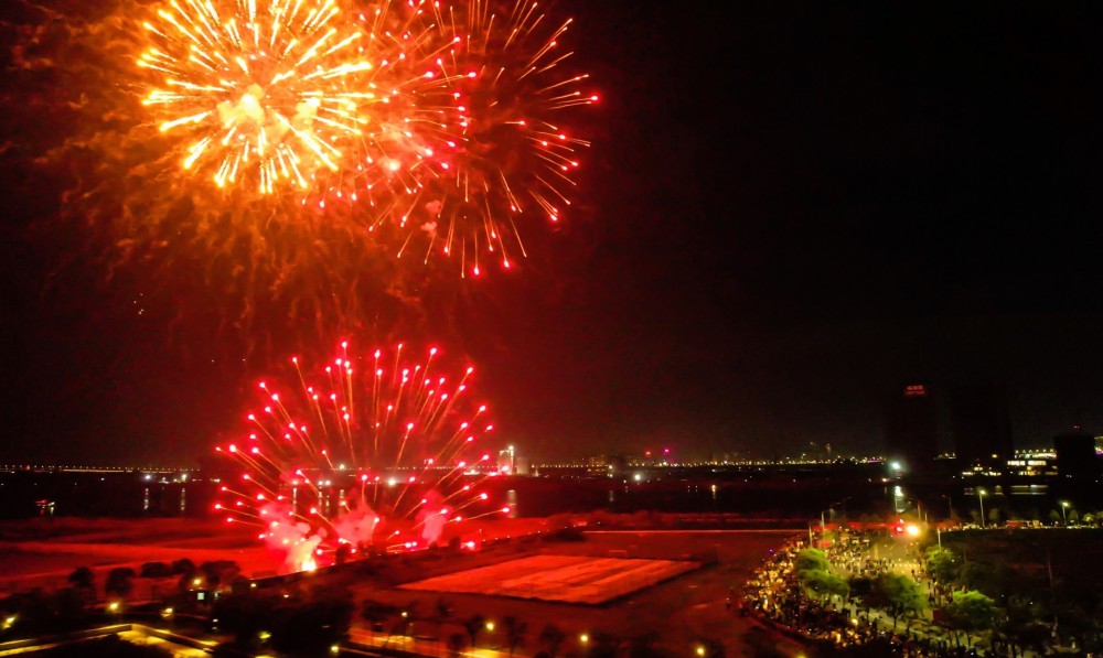 天后广场开放鞭炮迎新春体验项目,游客需提前在"广州南沙天后宫旅游