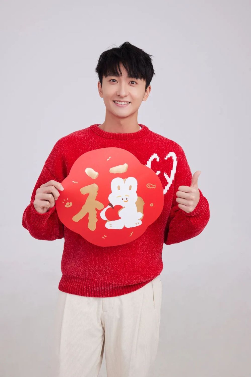 牛骏峰|新春写真上线,辞猛虎迎瑞兔_腾讯新闻