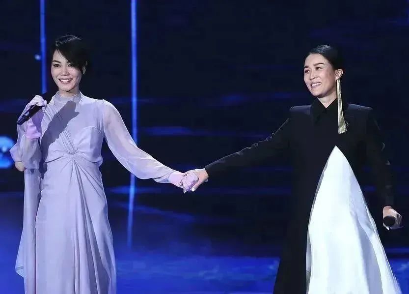 阿爾維斯涉案細節曝光，反鎖洗手間16分鐘，受害者放棄索賠軟裝設計2023已更新(今日/微博)軟裝設計