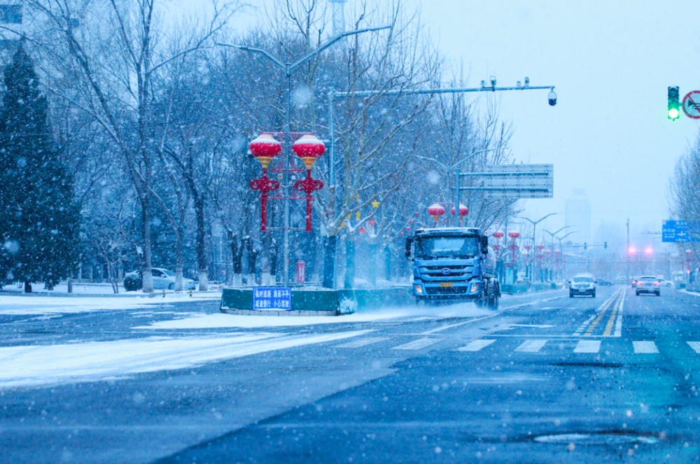 北京环卫集团全力应对降雪，出动作业人员3221人次珠三角枢纽机场新动态2023已更新(微博/知乎)珠三角枢纽机场新动态