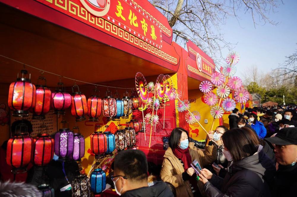 舞狮纳福北京王府井商圈春节文化活动开启线下外教一对一价格口语2023已更新(头条/哔哩哔哩)线下外教一对一价格口语