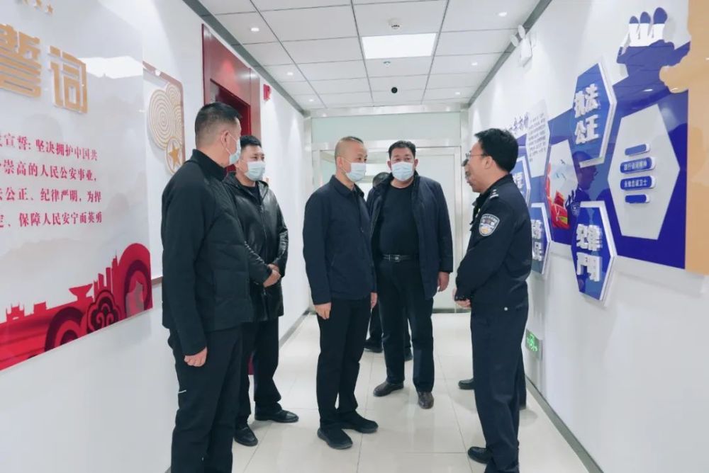 李勇同志看望春节值班值守人员_腾讯新闻
