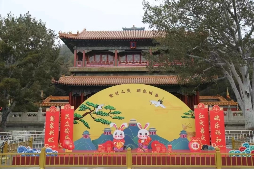 春节假期过半，北京全市公园接待游客214.9万人次图书馆借书日语对话